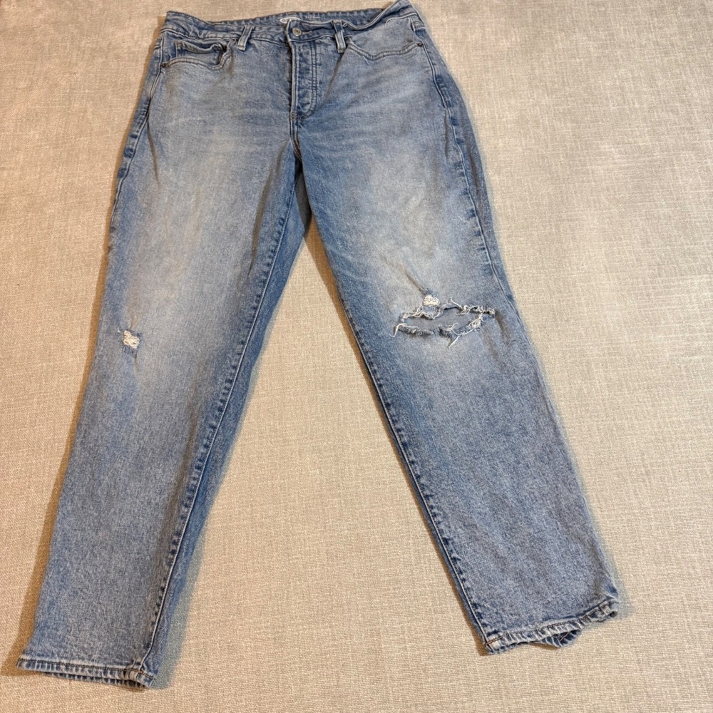 Old Navy O.G. Straight High Rise Distressed Jeans Size 12 Light Wash Blue Denim